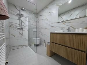 Maison mitoyenne à AUDUN LE TICHE