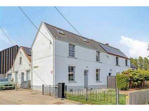 Maison avec 2 chambres  jardin et garage