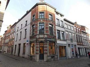 Appartement 2CH. avec cavette