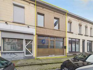 Maison avec espace commercial possible et 3 chambres