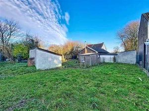 LA PETITE MAISON DANS LA PRAIRIE PLAIN PIED UNE CHAMBRE JARD