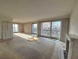 SUPERBES VUES! appart à renover