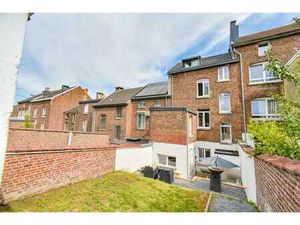 ENTIEREMENT RENOVE 2020 - 2 DUPLEXS - 2X GARAGES - JARDIN !