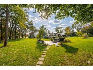 Villa avec parc boisé de 70 a Sud- 4 chb-275m²-prof libérale