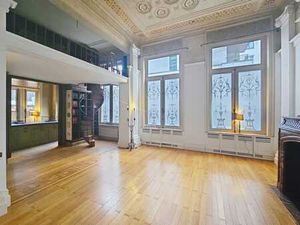 Châtelain. Sublime Rdc Duplex 2ch family room bureau &balcon