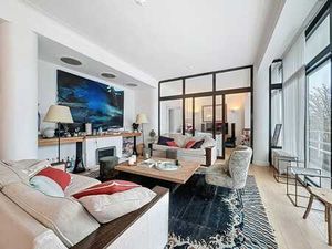 MOLIERE : 1 chambre + bureau meublé