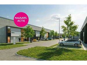 Bâtiment professionnel flambant neuf près de l’E40