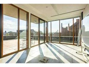 Prestigieux immeuble de bureaux