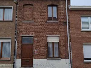 Une maison avec annexes