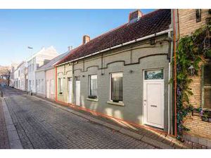 Renovatieproject met interessant potentieel – 3 aaneenges...