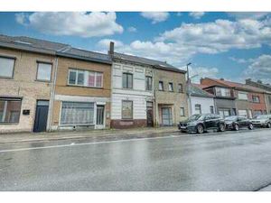 Goed gelegen woning met 3 (mogelijk 4) slaapkamers  garag...