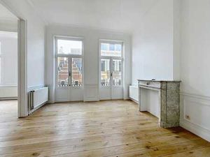 Sablon : Magnifique appartement 2-ch avec balcon