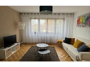 Location appartement  m² T-2 à Saint-Julien-en-Genevois  1 450 €