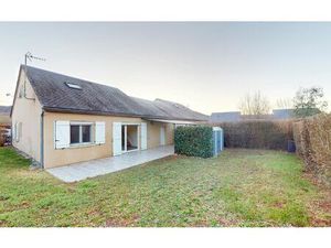 Location maison  80.85 m² T-5 à Laissac  690 €