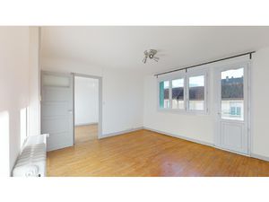 T4 à deux pas de la place du 30 octobre