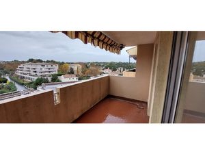 Appartement 2 pièces avec balcon Fréjus (83600)
