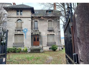 Grenoble (38) - Maison de Maître T11 - 241 m2 sur terrain de