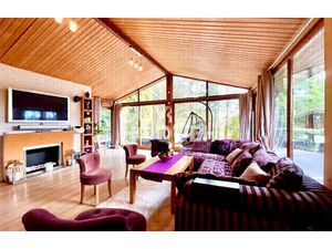 Confort et Sérénité dans un Domaine Résidentiel Prestigieux