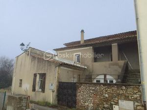 Maison ancienne de 137 m² à Rousson