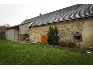 Maison en pierres avec dépendances et grand terrain