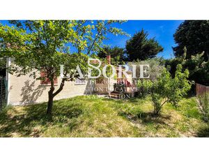 À Entraigues-Sur-La-Sorgue  villa avec terrasse 5 pièces 110