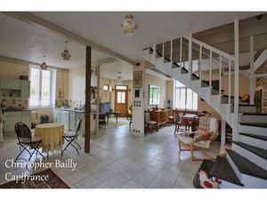 Charmante maison de village  5 chambres sur 3600 m² de terrain