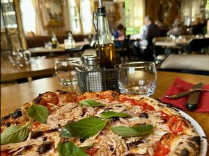 ELANCOURT (78) A VENDRE FONDS DE COMMERCE DE 300 M²