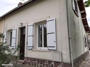 Maison dans un quartier calme