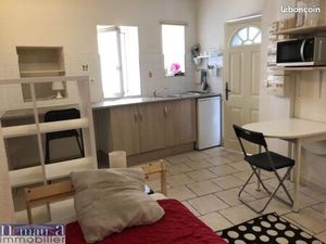 Studio 1 pièce 18 m²