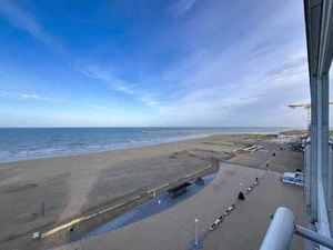 Appartement rénové deux chambres avec vue mer et situatio...