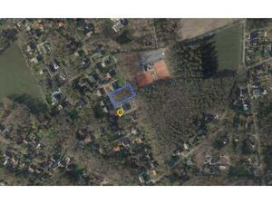 Mooi breed perceel bouwgrond