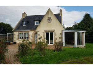 Maison Gurunhuel 135 m² T-5 à vendre  241 500 €