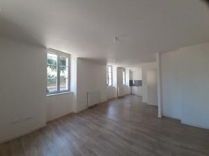 SPACIEUX T2 AVEC ASCENSEUR (RESIDENCE SENIOR) FOUGEROLLES