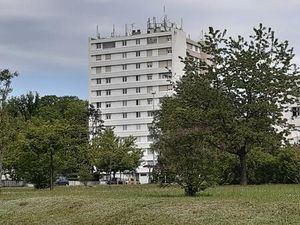 SPACIEUX T4 AVEC ASCENSEUR PROCHE CENTRE LUXEUIL