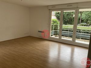 T3 Non meublée - Busca