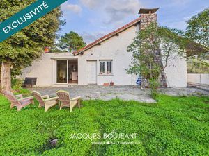 Maison divisée en 4 appartements – 230 m² – Terrain 1 600 m² – Mezzavia  Ajaccio