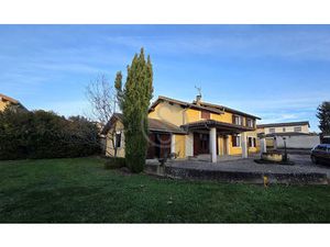 Maison Colombier Saugnieu 5 pièce(s) 107 m2