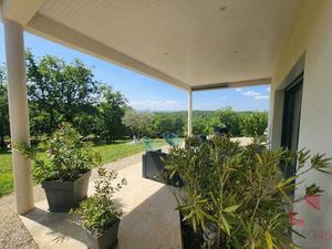 Maison contemporaine 3 chambres sur près d'un hectare