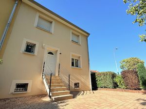 Maison familiale de 114 m2 avec jardin et terrasse Guénang