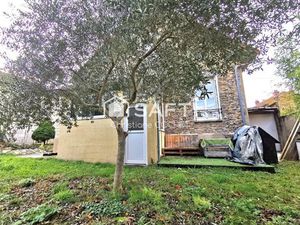 Maison avec jardin et garage à 800m de la gare de Melun