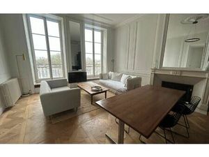 Location appartement  m² T-3 à La Rochelle  1 800 €