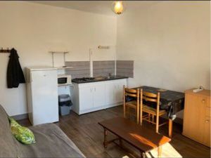 Meublé deux pièces tout compris