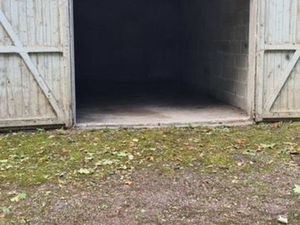 Location garage - SAINTES