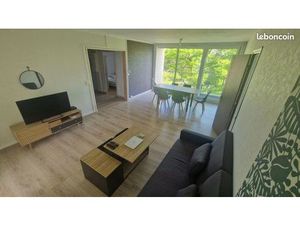 Chambre 5 pièces 120 m²