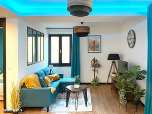 À LOUER – Appartement F2 meublé 34 m² – Entièrement rénové – Vieux centre de Draguignan