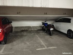Parking moto/scooter