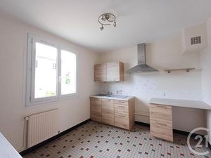 Maison à louer - 4 pièces - 77 74 m2 - St Pierre De Maille - 86 - POITOU-CHARENTES