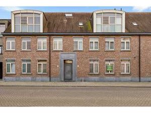 Gelijkvloers appartement in centrum Olen met 2 slpkmrs en...
