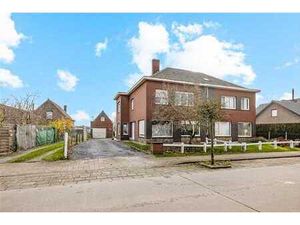 Op te frissen woning met supertoffe tuin  nabij het centrum!