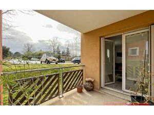 Location appartement  m² T-2 à Graulhet  520 €